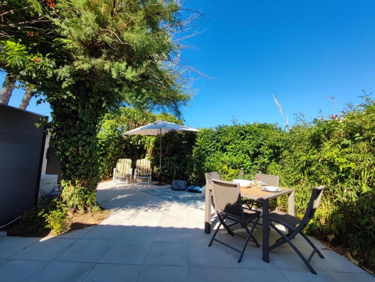 L'Ousto - Studio Avec Magnifique Terrasse A 5 Min De Cassis Roquefort-la-Bédoule Dış mekan fotoğraf
